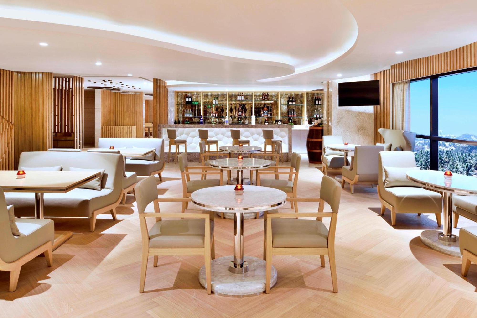 คอร์ตยาร์ด บาย แมริออท เบงกาลูรู เฮบบัล Hotel บังกาลอร์ ภายนอก รูปภาพ