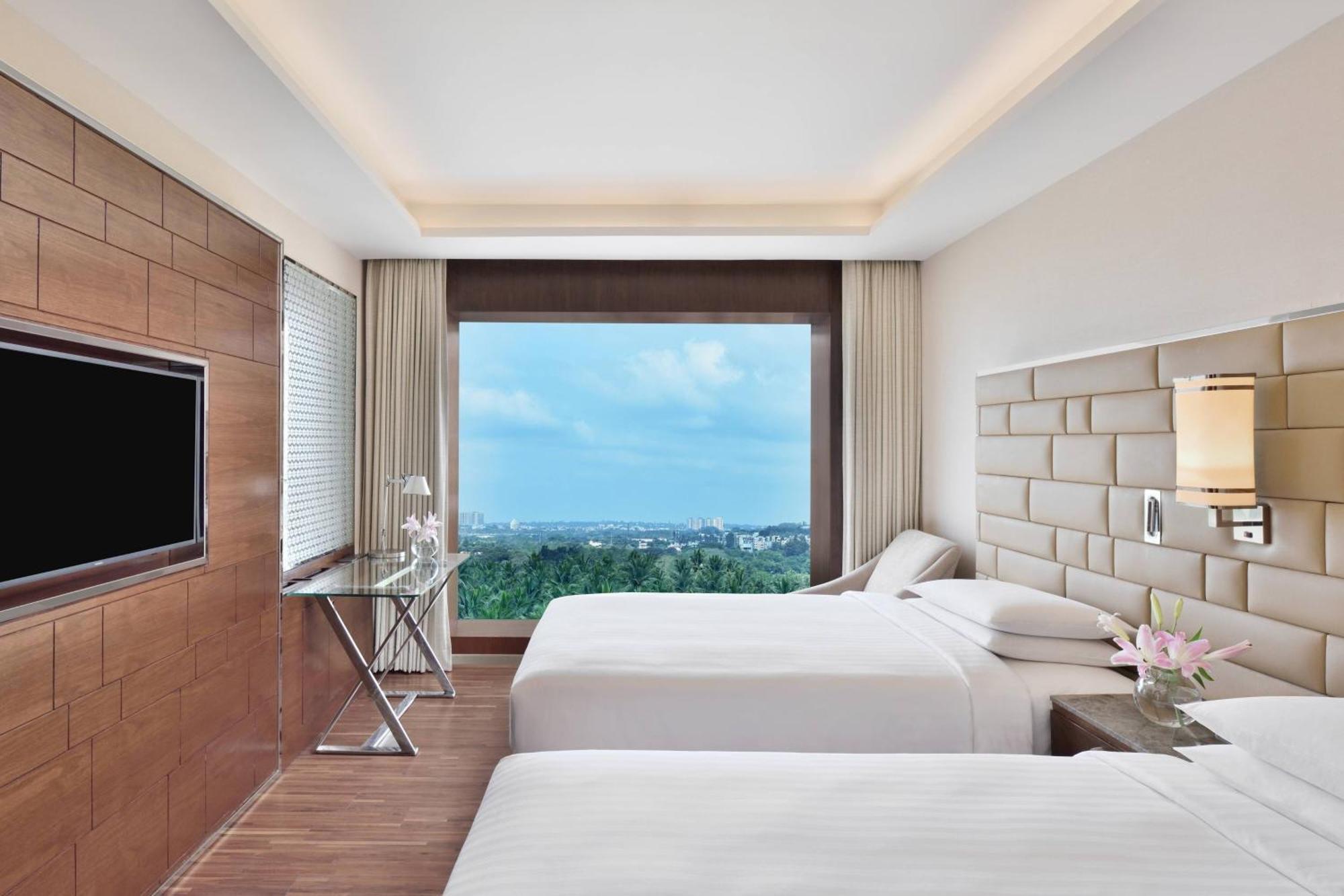 คอร์ตยาร์ด บาย แมริออท เบงกาลูรู เฮบบัล Hotel บังกาลอร์ ภายนอก รูปภาพ